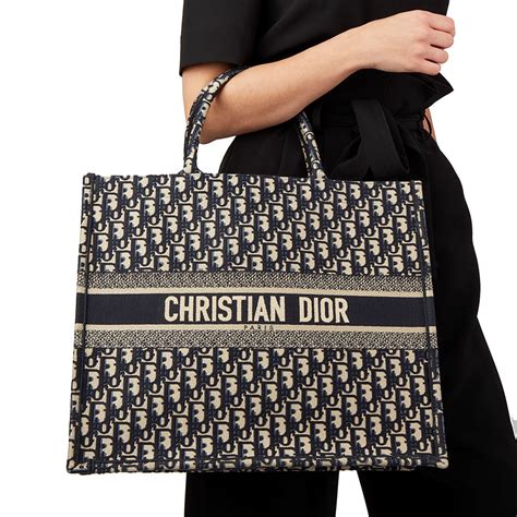 christian dior canada bags